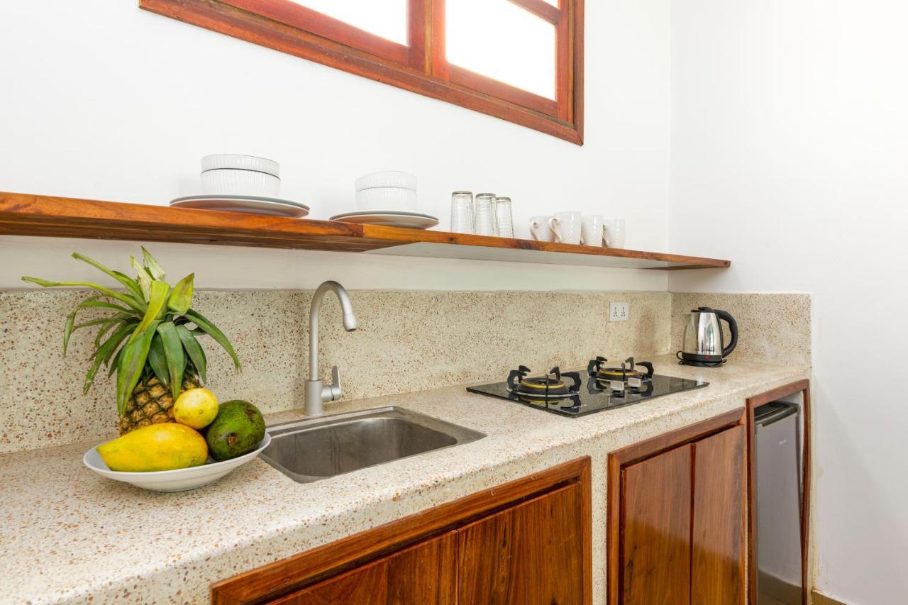 Tasneem Islamic Luxury Suites Jambiani  Buitenkant foto