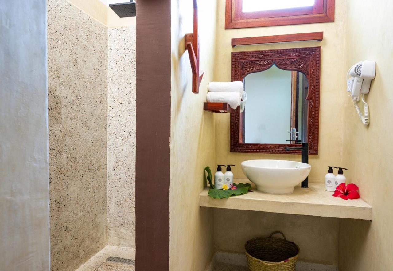 Tasneem Islamic Luxury Suites Jambiani  Buitenkant foto