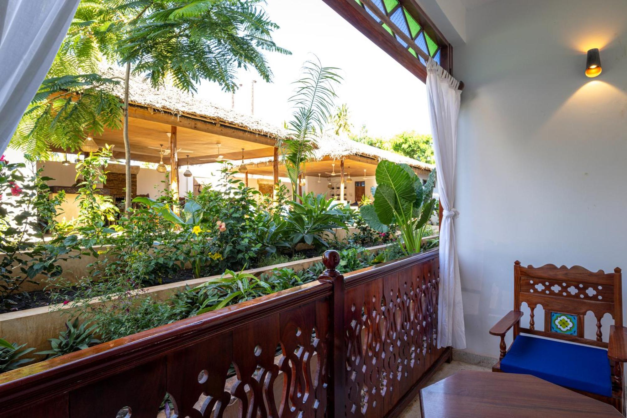 Tasneem Islamic Luxury Suites Jambiani  Buitenkant foto