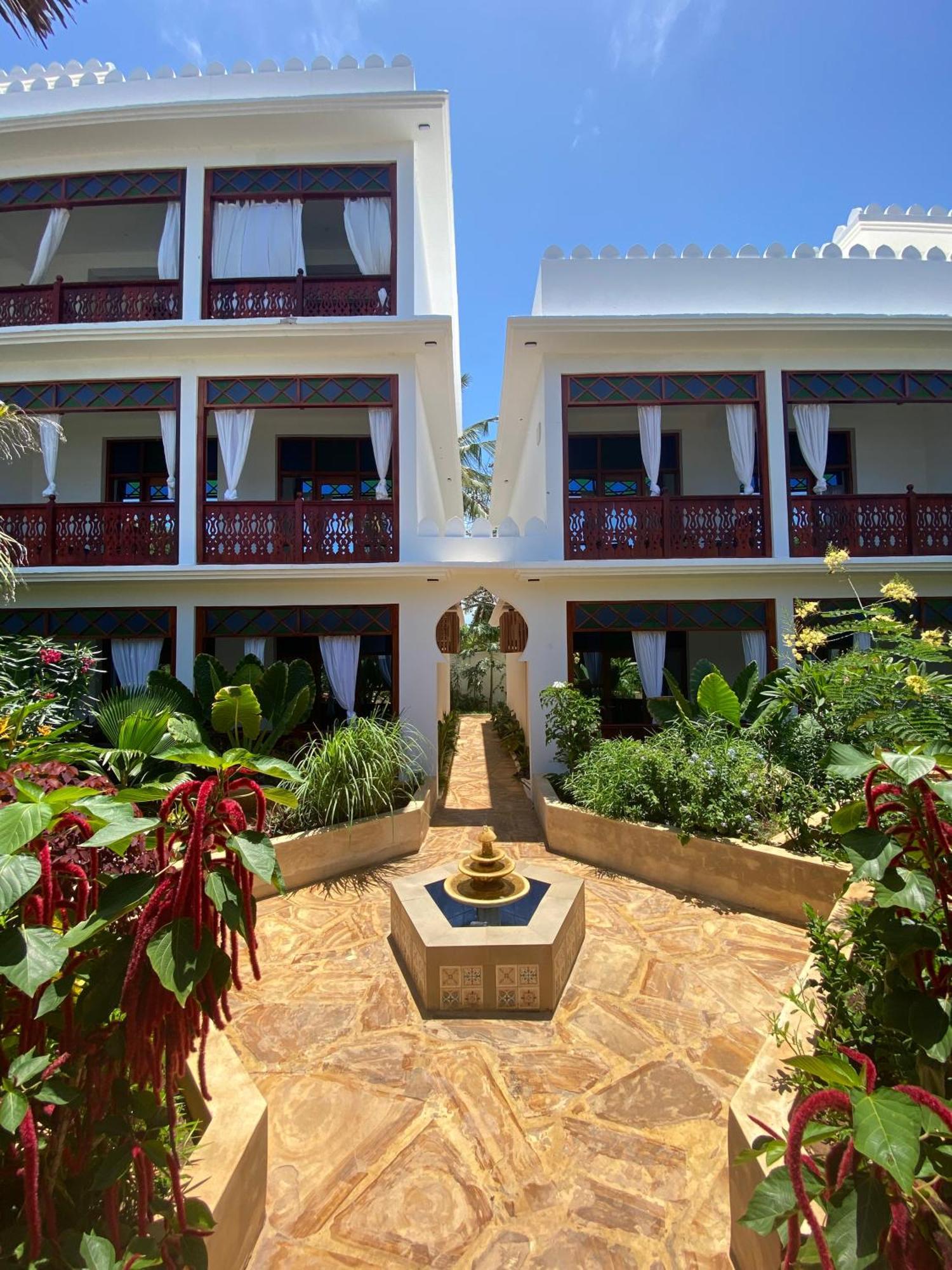 Tasneem Islamic Luxury Suites Jambiani  Buitenkant foto